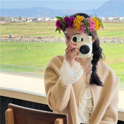 后备箱里的女孩